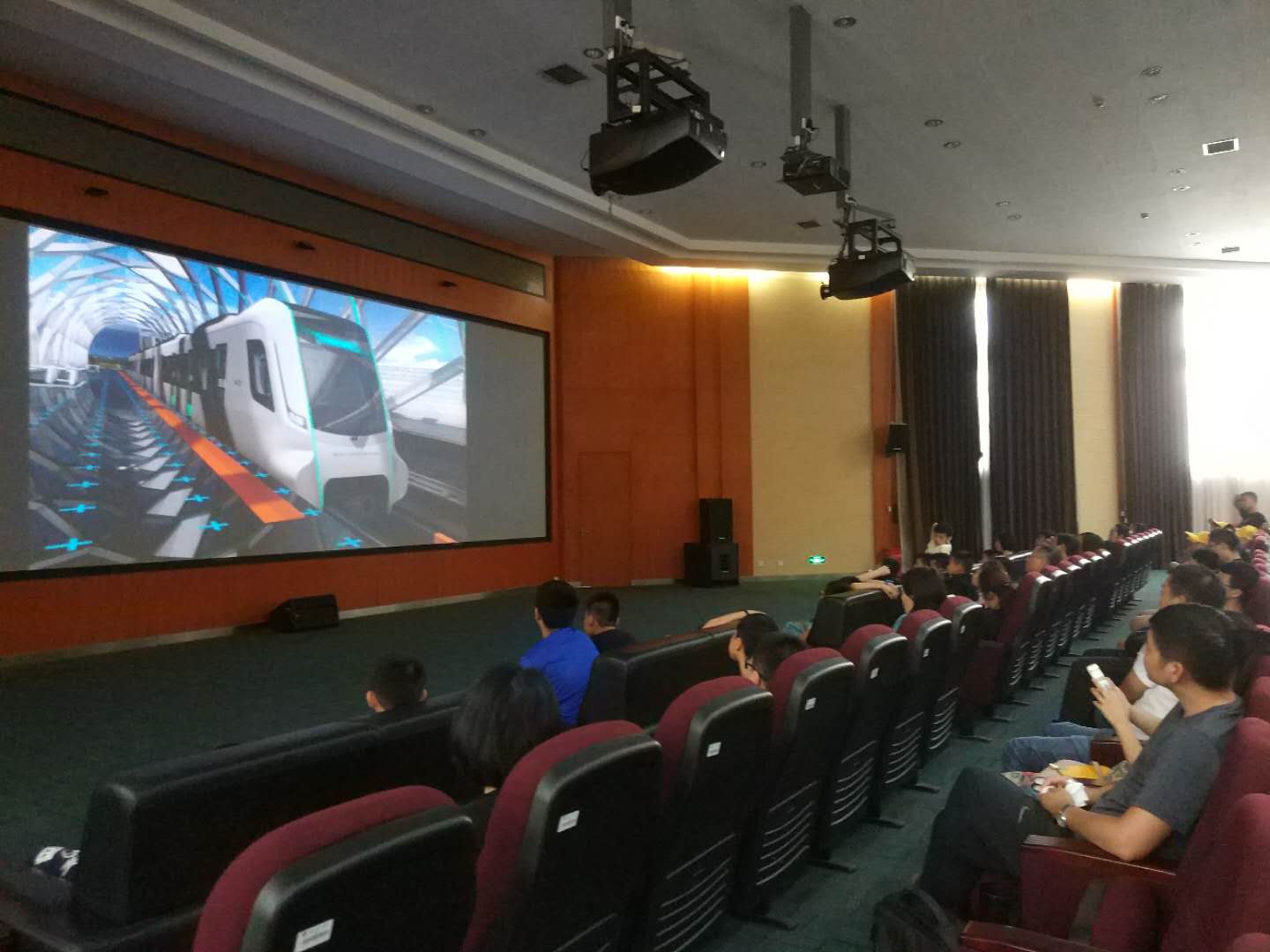 2018 RA大赛上央视了！赛季后跟我们一起来游学成都