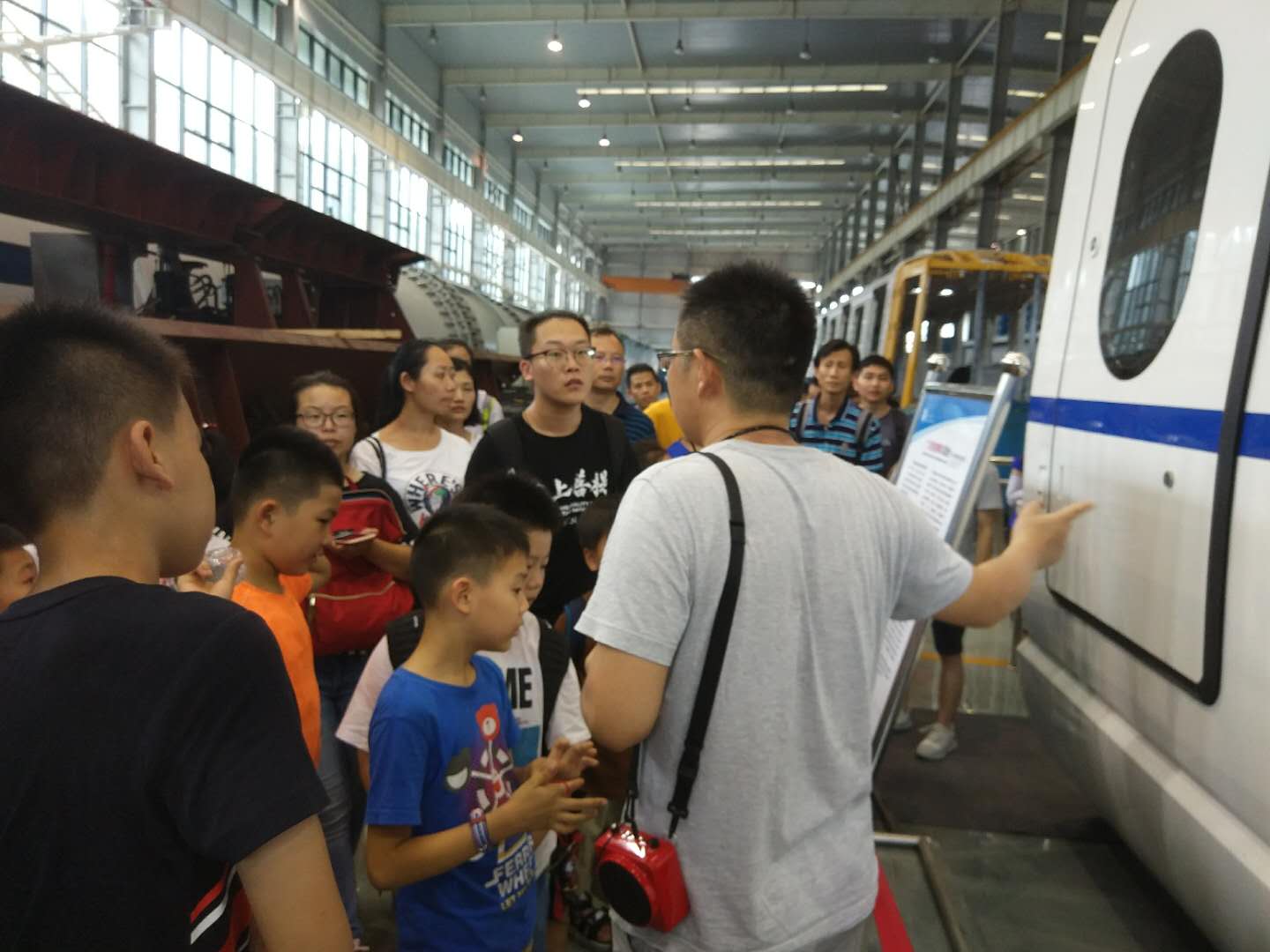 2018 RA大赛上央视了!赛季后跟我们一起来游学成都